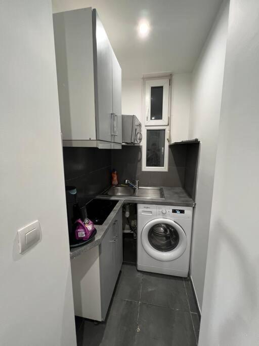 Beau T2 A Proche Rer B. Appartamento Arcueil