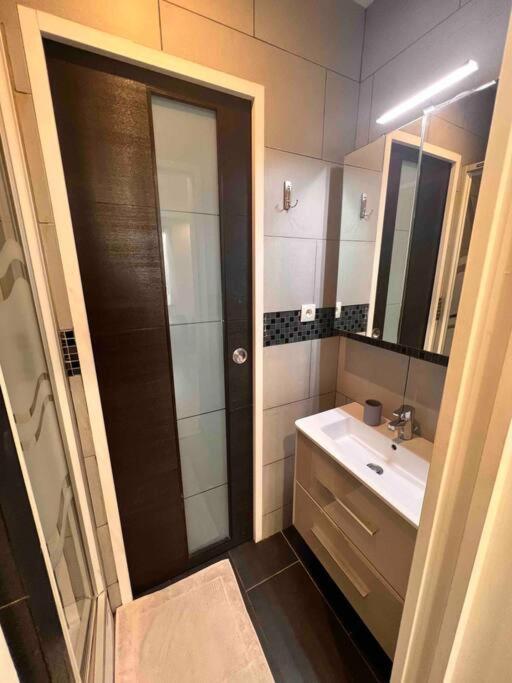 Beau T2 A Proche Rer B. Apartment